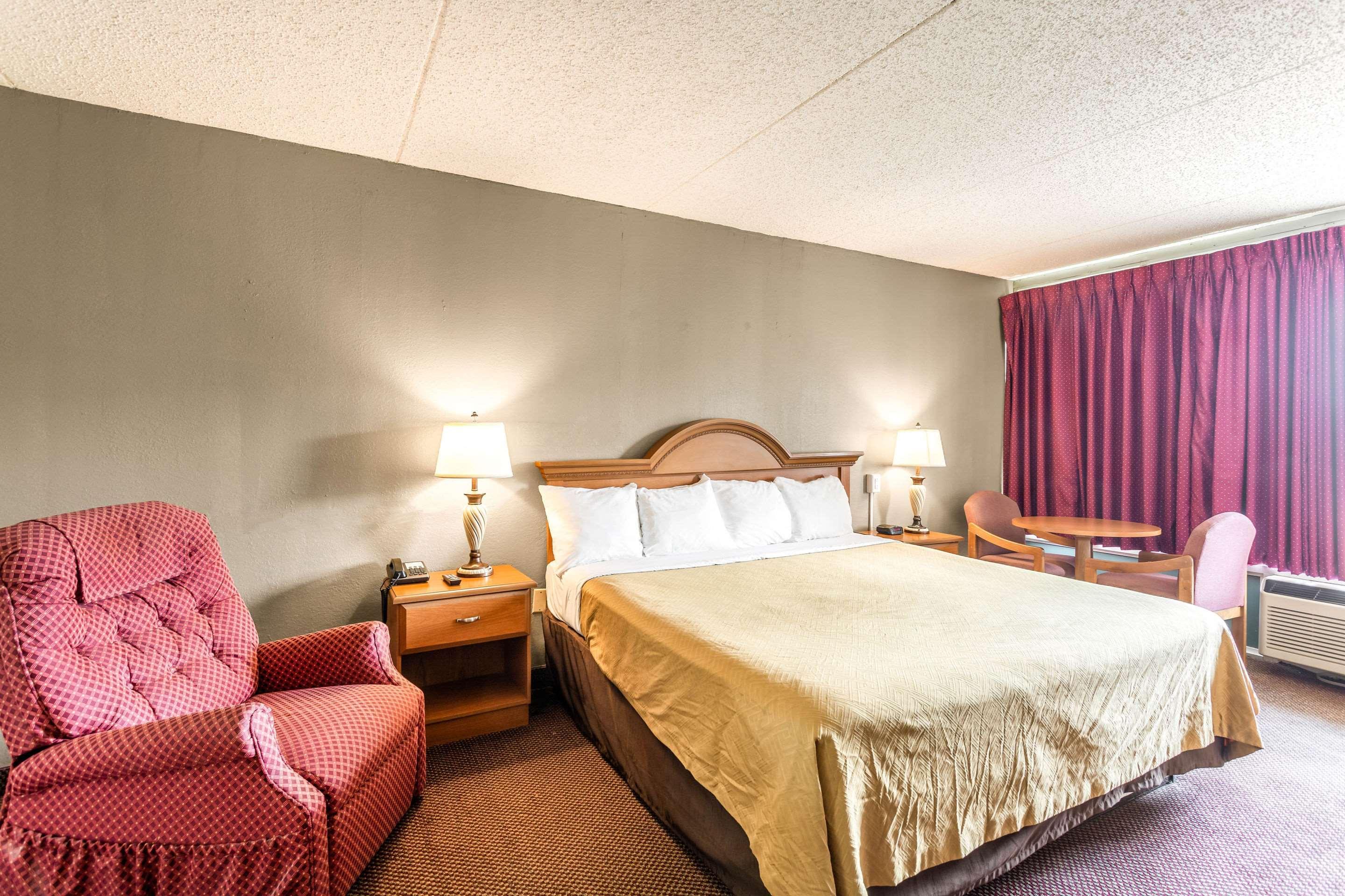Rodeway Inn Renfro Valley Mount Vernon Extérieur photo