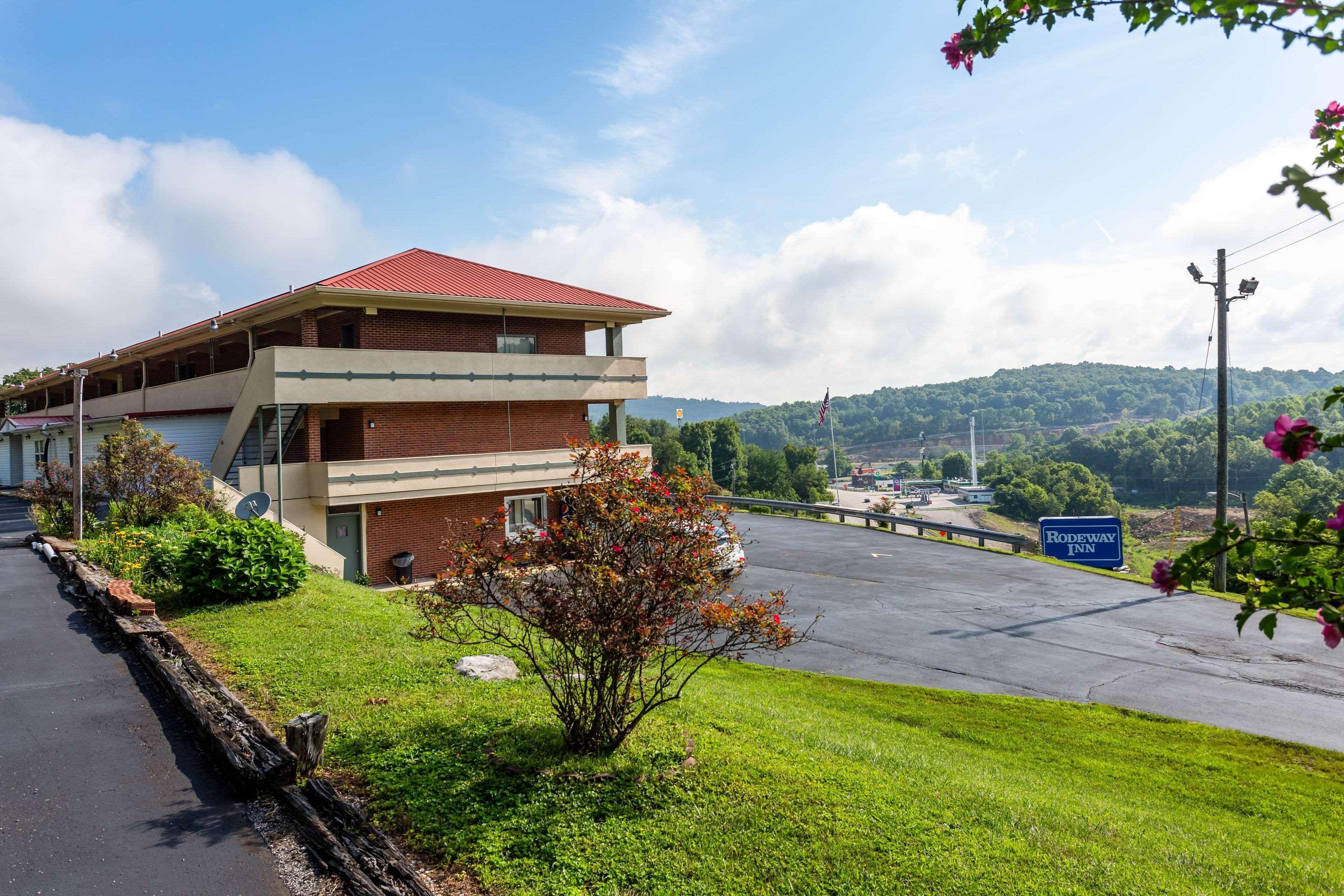 Rodeway Inn Renfro Valley Mount Vernon Extérieur photo