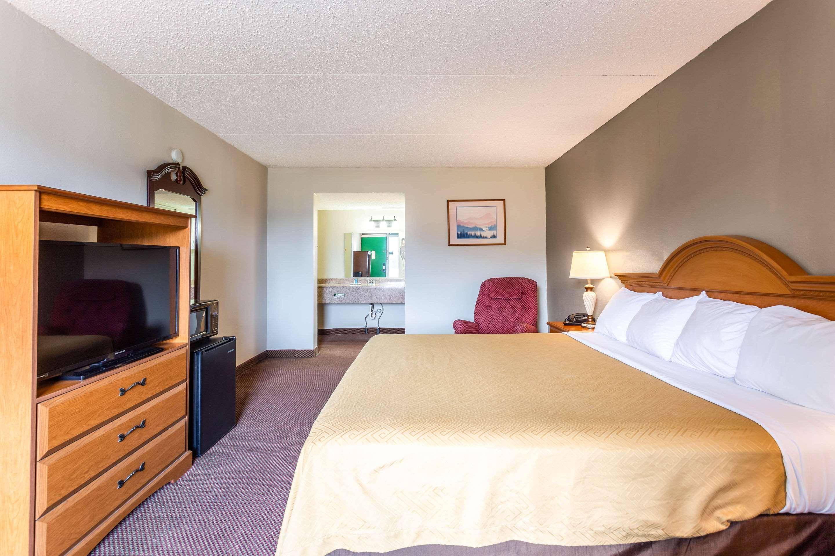 Rodeway Inn Renfro Valley Mount Vernon Extérieur photo
